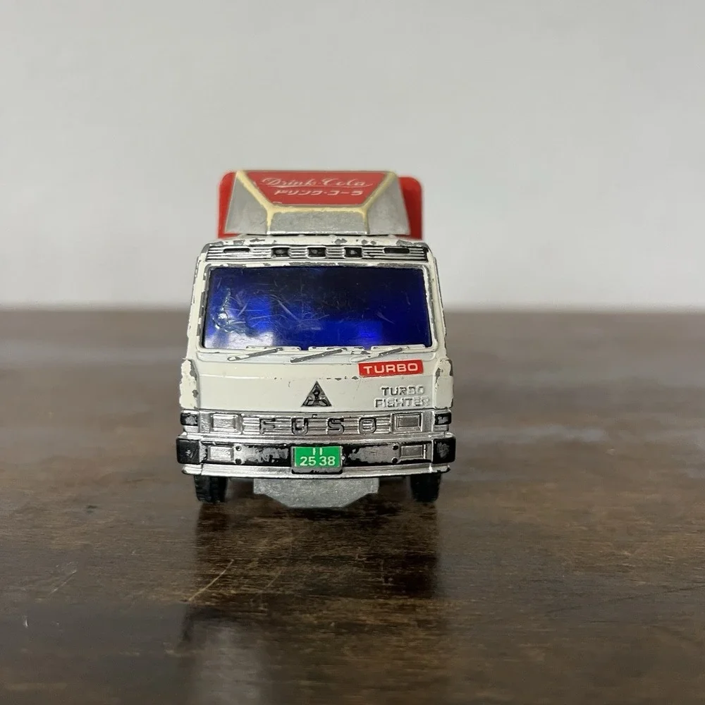 Yonezawa Diapet Vintage‎ Toy mini Car Mitsubishi Fuso Drink Cola Truck